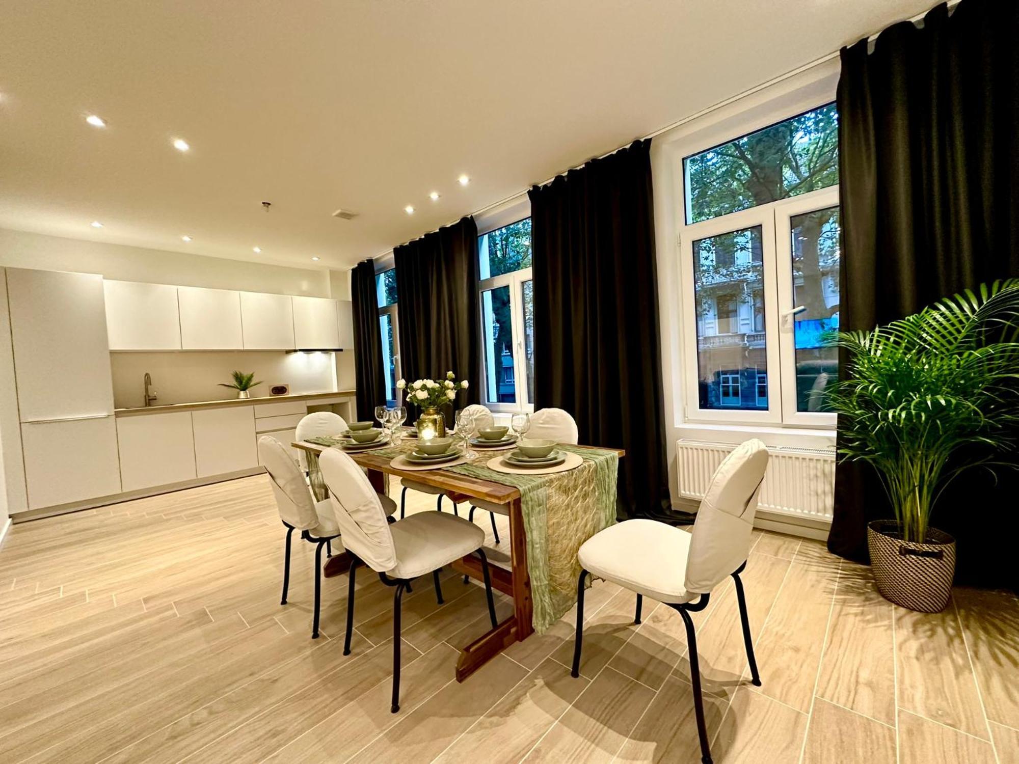Luxury Suites Park By Rikas Hotels 안트베르펜 외부 사진